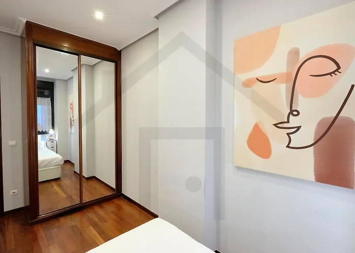 Apartment La Casa De Begona - A Un Paso Del Centro De Gijon. *